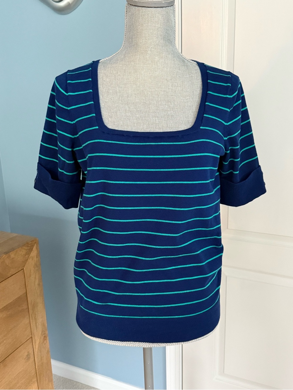 Banana Republic Blue & Green Striped Woven Women’s Short Sleeved Top, sz L